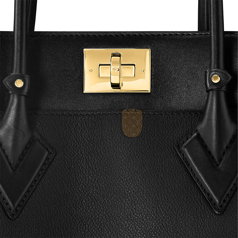LOUIS VUITTON ON MY SIDE MM M53826 (30.5*24.5*14cm) LOUIS VUITTON ON MY SIDE MM M53826 (30.5*24.5*14cm)